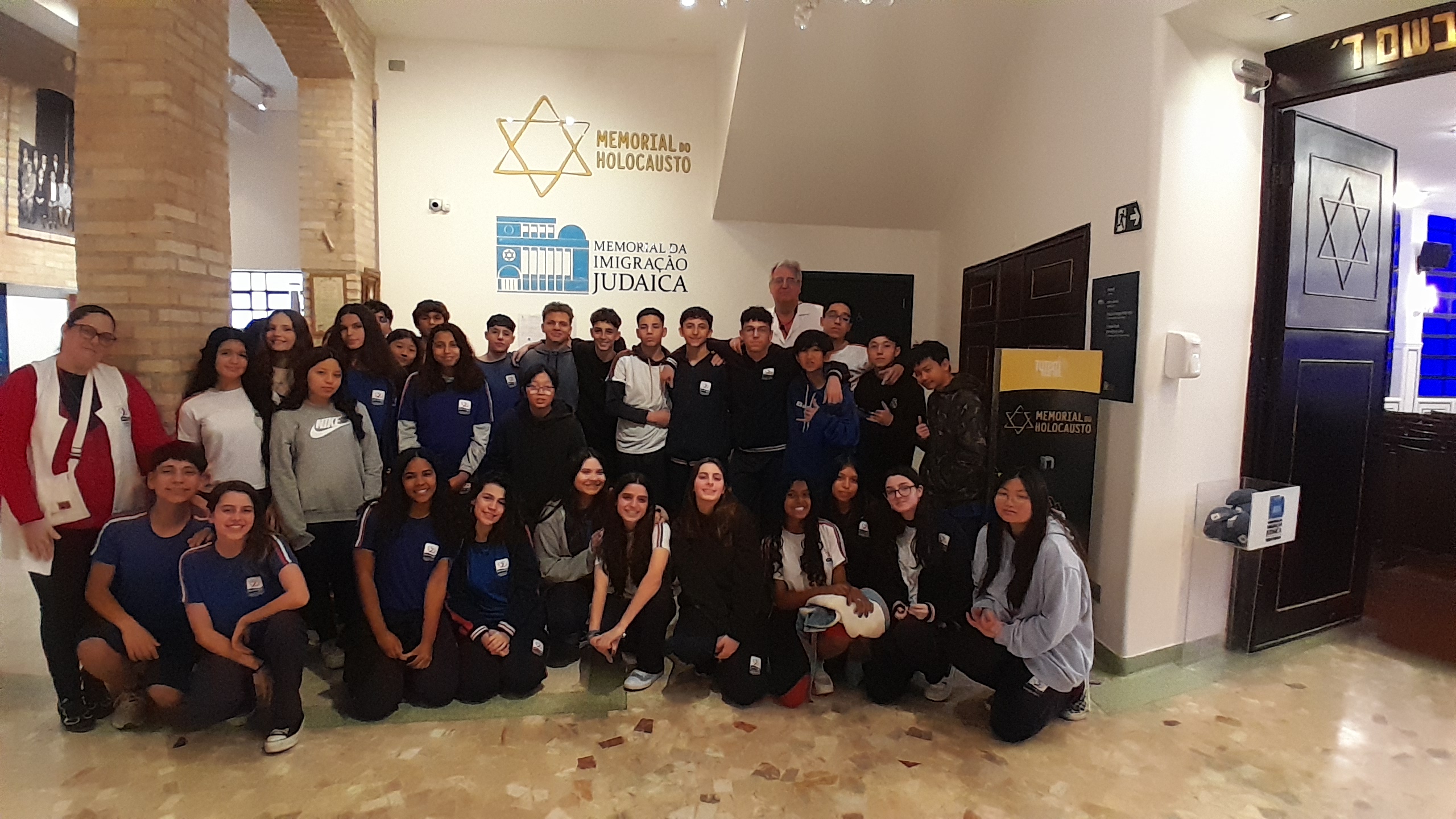 Turma do 9º Ano visita Memorial do Holocausto